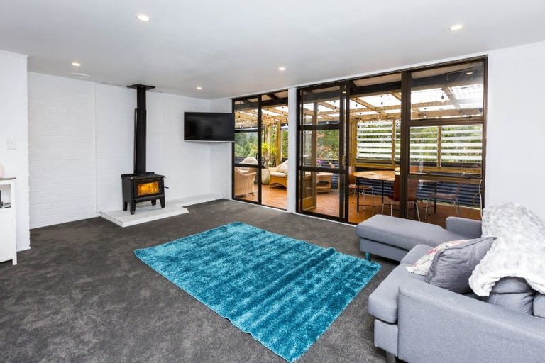 Photo of property in 33 Fraser Street, Wainuiomata, Lower Hutt, 5014