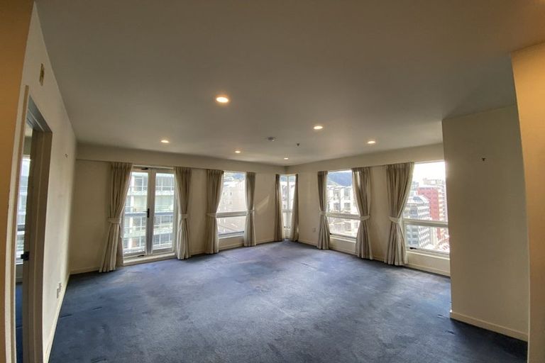 Photo of property in Terrace Heights Apartments, 9b/163 The Terrace, Wellington Central, Wellington, 6011