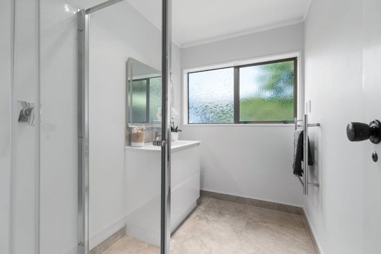 Photo of property in 12a Hastings Street, Te Puke, 3119