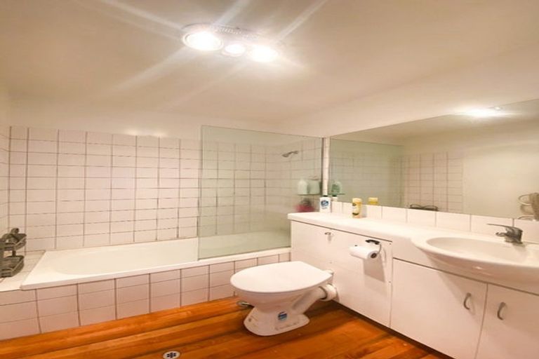 Photo of property in 22 Heywood Terrace, Richmond, Christchurch, 8013