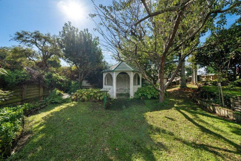 Photo of property in 5 Whakapaki Street, Urenui, 4375