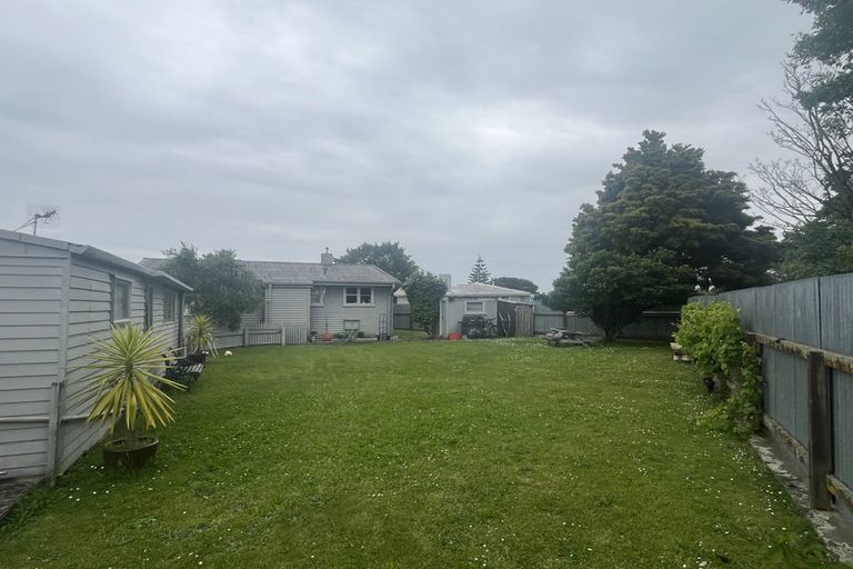 Photo of property in 6 Radnor Place, Highbury, Palmerston North, 4412