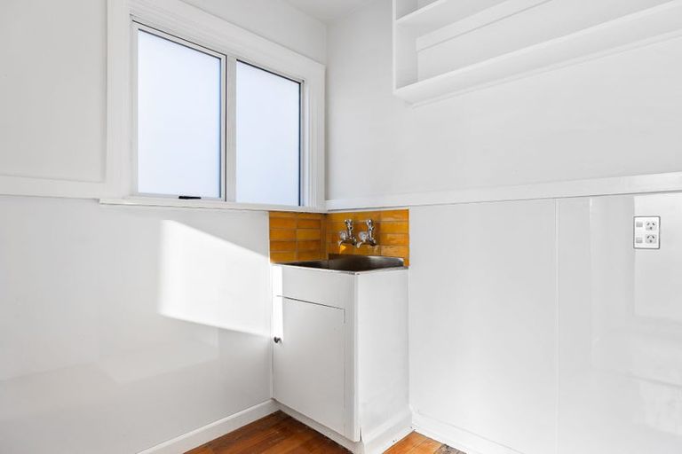 Photo of property in 863 Ferry Road, Woolston, Christchurch, 8023