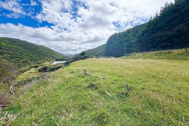 Photo of property in Long Gully Farm, 338 Southernthread Road, Brooklyn, Wellington, 6021