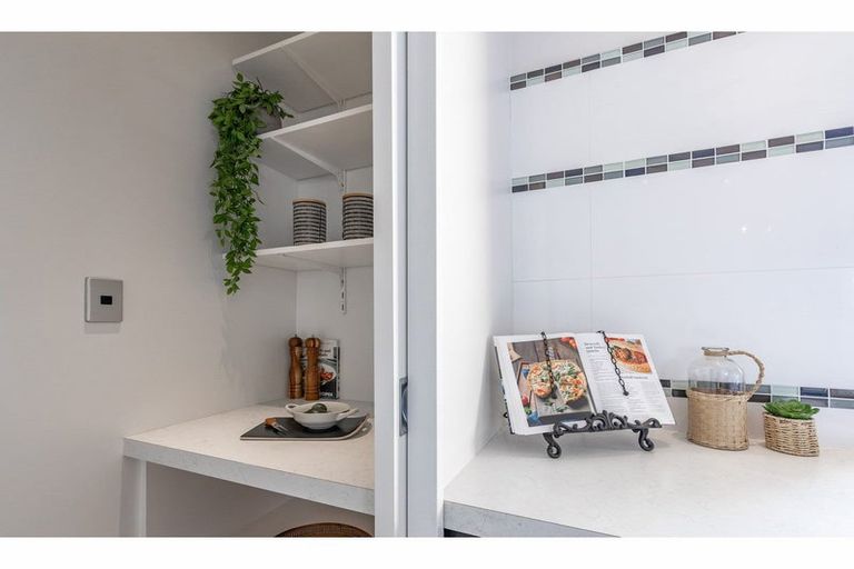 Photo of property in 56 Greendale Avenue, Avonhead, Christchurch, 8042