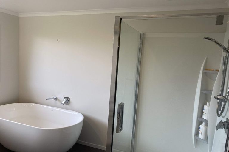 Photo of property in 15 Church Road, Taradale, Napier, 4112