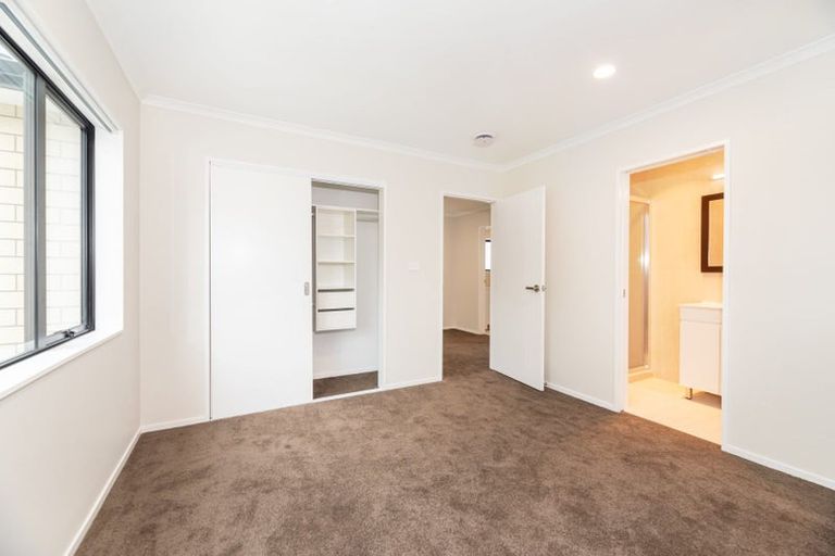 Photo of property in 3a Tagor Street, Glen Eden, Auckland, 0602