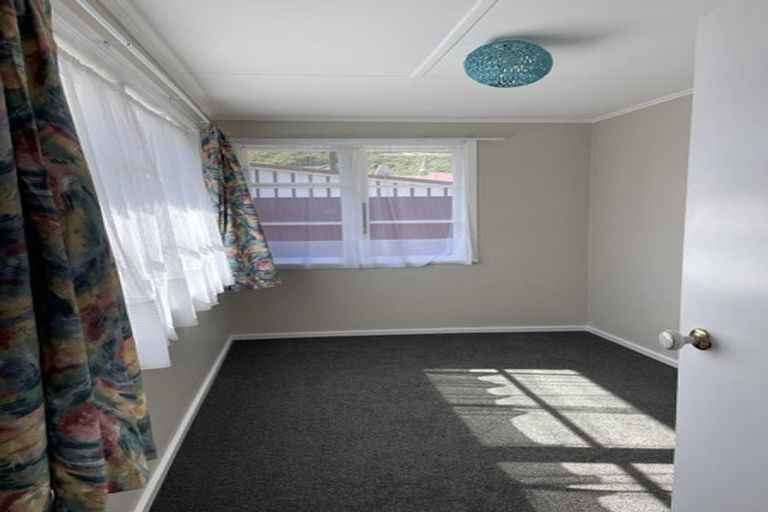 Photo of property in 1/108 Hewer Crescent, Naenae, Lower Hutt, 5011
