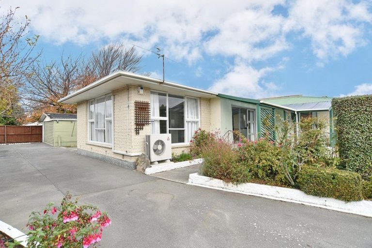Photo of property in 115 Oakhampton Street, Hornby, Christchurch, 8042