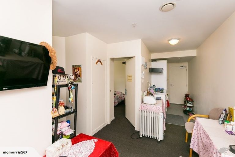 Photo of property in Viccentral, 169 The Terrace, Wellington Central, Wellington, 6011