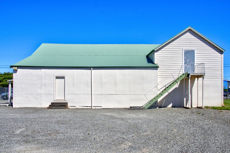Photo of property in 10 Albert Street, Island Bay, Wellington, 6023