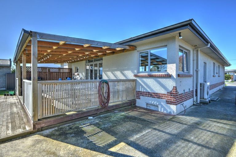 Photo of property in 19 Milton Street, Gore, 9710