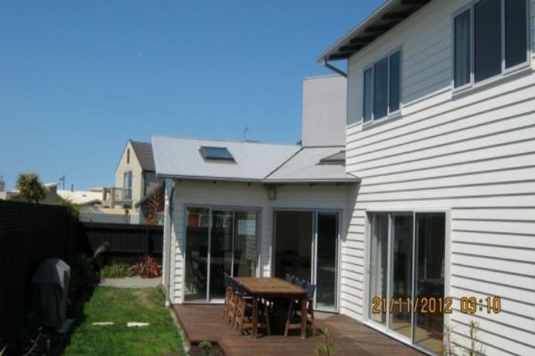 Photo of property in 12 Sandalwood Place, Waimairi Beach, Christchurch, 8083
