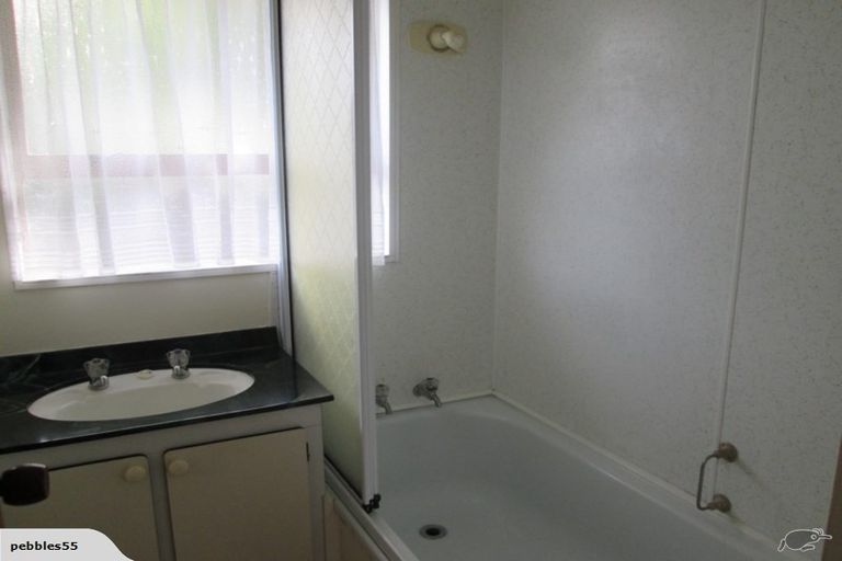Photo of property in 4/149 Astley Avenue, New Lynn, Auckland, 0600