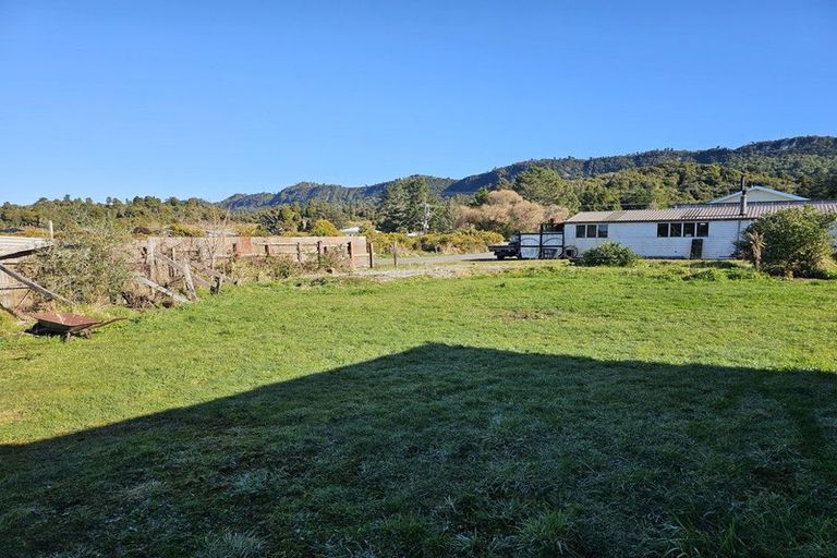 Photo of property in 1 Ranfurly Street, Runanga, 7803