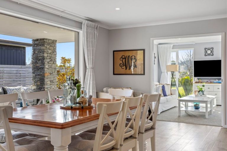 Photo of property in 12 Urumaraki Avenue, Helensville, 0800