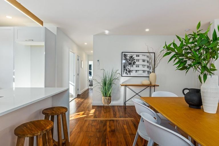 Photo of property in 17c Hamurana Place, Te Atatu Peninsula, Auckland, 0610