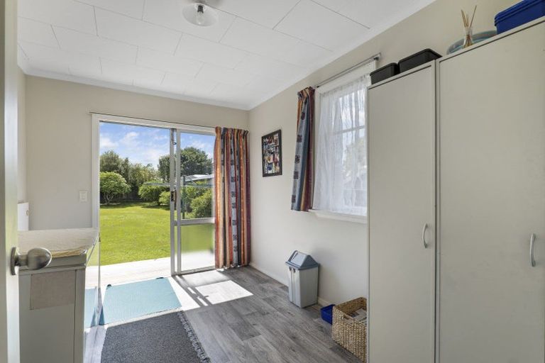 Photo of property in 140 Miranda Street, Stratford, 4332