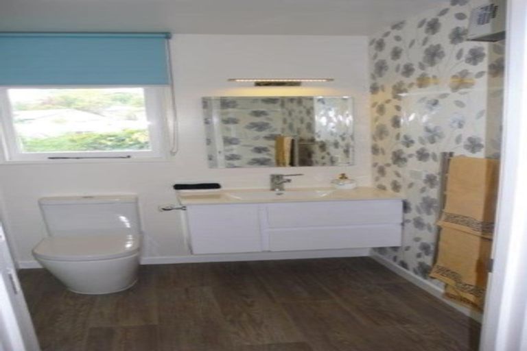 Photo of property in 2/42f Valley Road, Cashmere, Christchurch, 8022