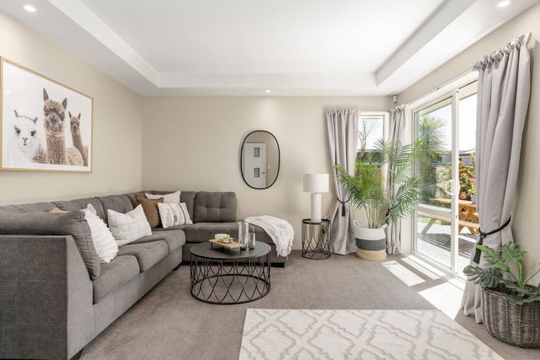 Photo of property in 8 Sienna Court, Aidanfield, Christchurch, 8025