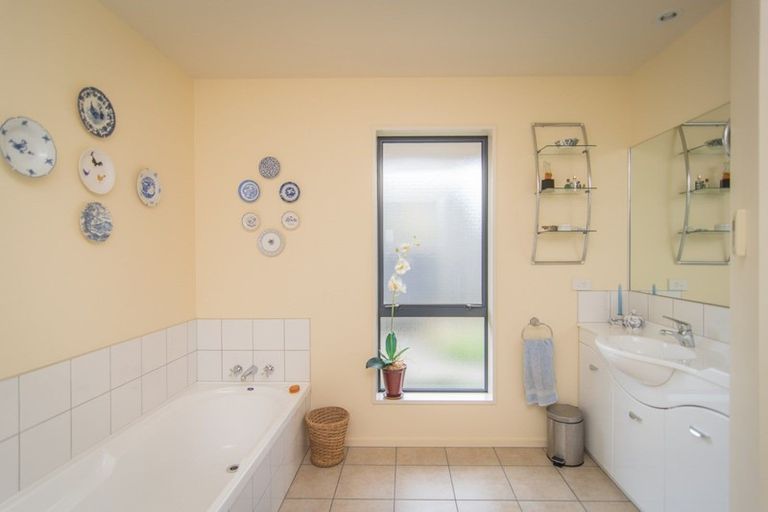 Photo of property in 8 Hillview Place, Pleasant Point, 7903