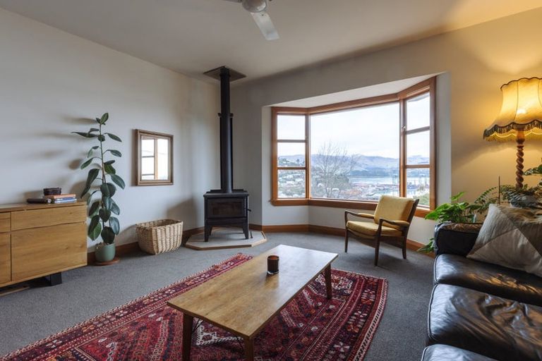 Photo of property in 2 Selwyn Road, Lyttelton, 8082