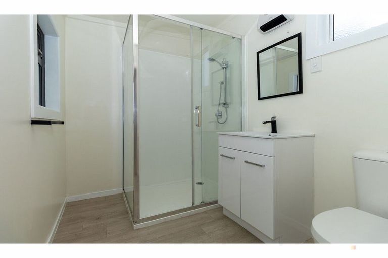 Photo of property in 29 South Terrace Road, Geraldine, 7930