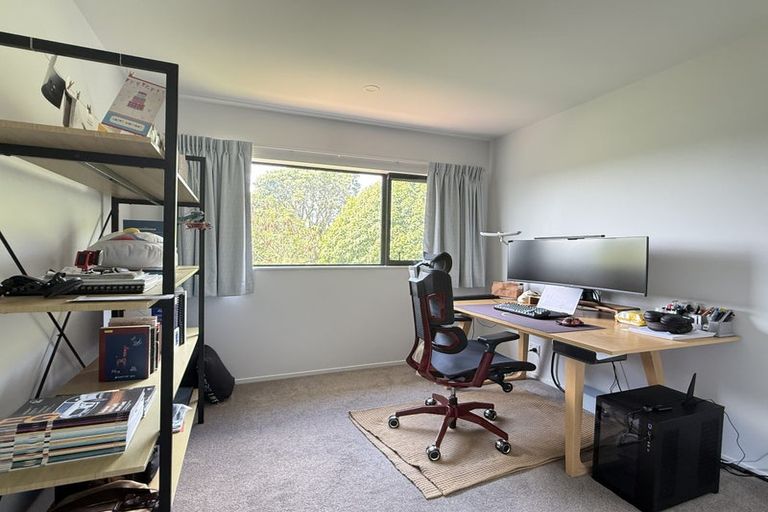 Photo of property in 14b Mackay Drive, Greenhithe, Auckland, 0632