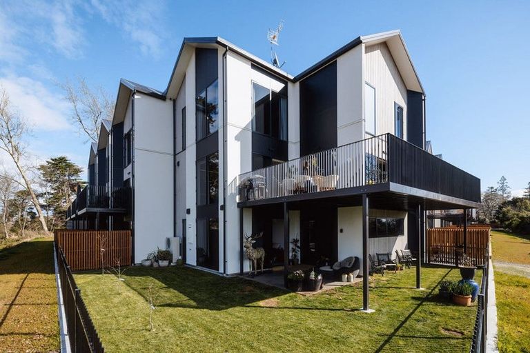 Photo of property in 31 Lakewood Lane, Cambridge, 3434