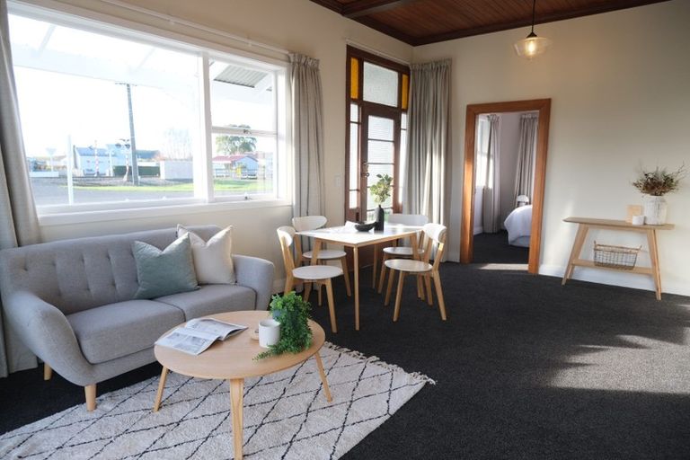 Photo of property in 53 Elles Road, Otautau, 9610