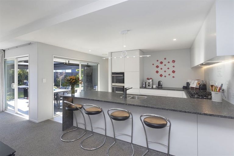 Photo of property in 10 Gerard Place, Rangiora, 7400