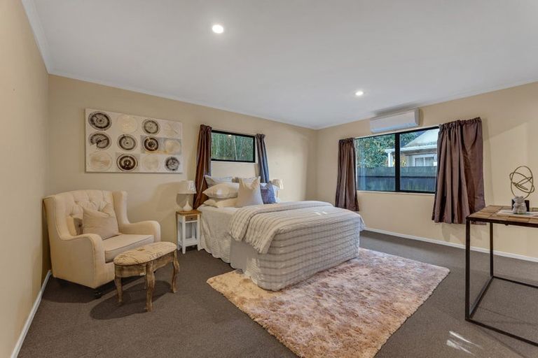 Photo of property in 338a Glengarry Road, Glen Eden, Auckland, 0602