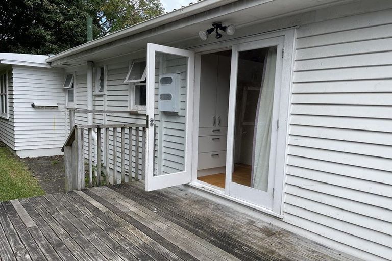 Photo of property in 15 James Street, Glenfield, Auckland, 0629