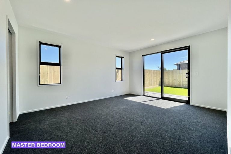 Photo of property in 15 John Gibb Street, Belfast, 8051