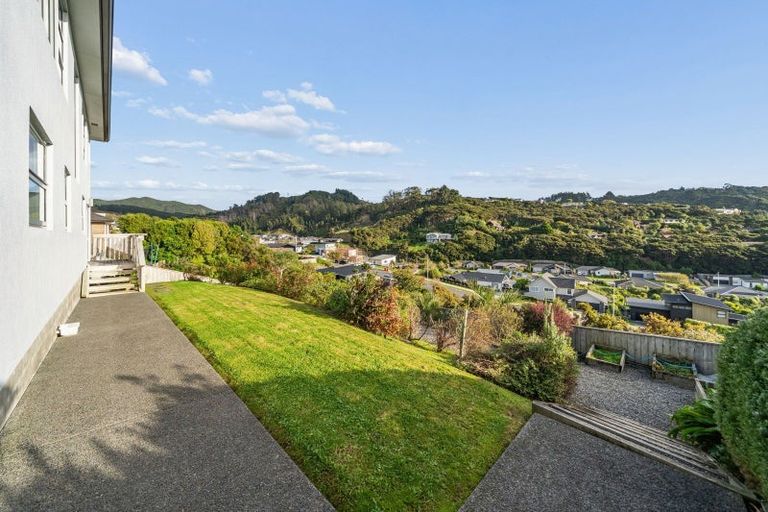 Photo of property in 6 Bluejacket Place, Whitby, Porirua, 5024