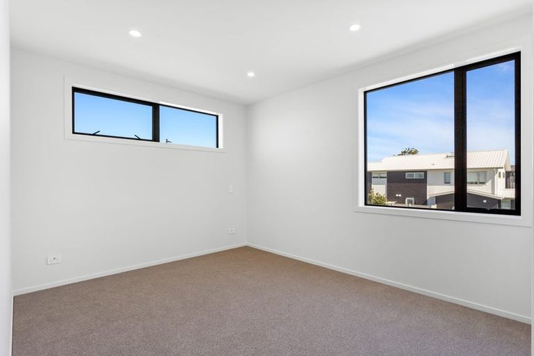 Photo of property in 152 Te Napi Drive, Takanini, 2112