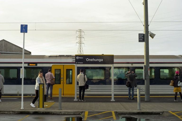 Photo of property in 1b Woodside Road, Manurewa, Auckland, 2102