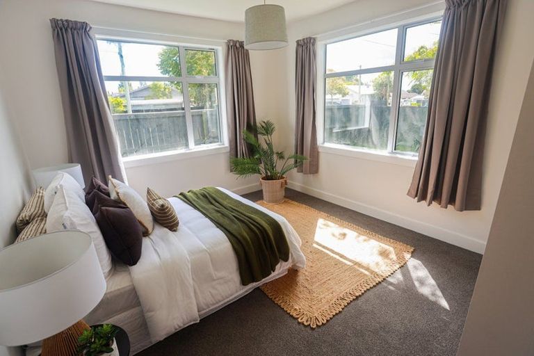 Photo of property in 14 Saint Martins Road, Saint Martins, Christchurch, 8022
