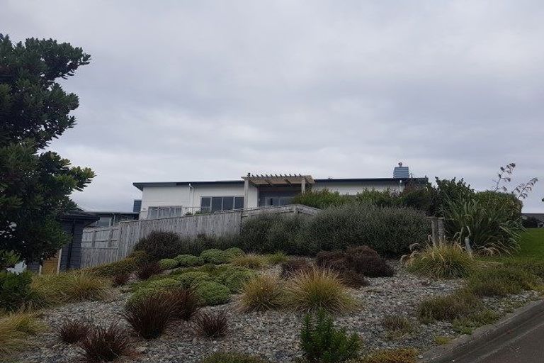 Photo of property in 9 Kahurangi Heights, Aotea, Porirua, 5024
