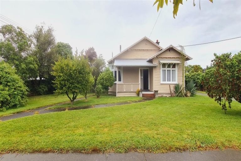 Photo of property in 23 Victoria Street, Waipawa, 4210