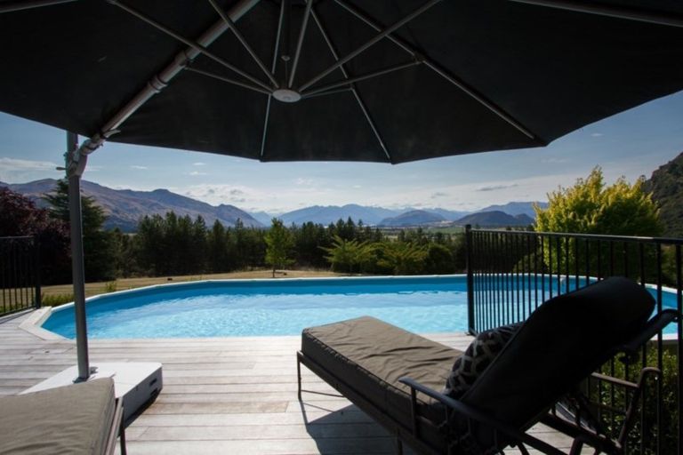 Photo of property in 571 Mount Barker Road, Wanaka, 9382