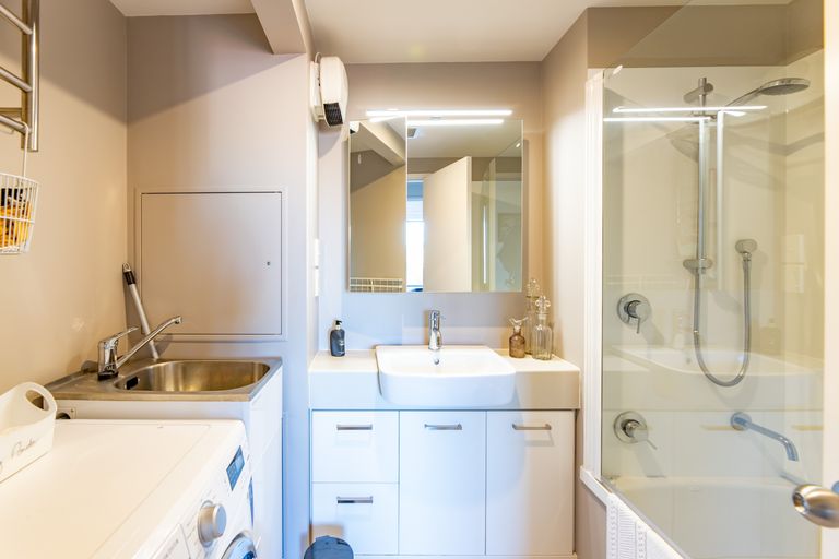 Photo of property in Gloucester Towers, 28/28 Gloucester Street, Christchurch Central, Christchurch, 8013