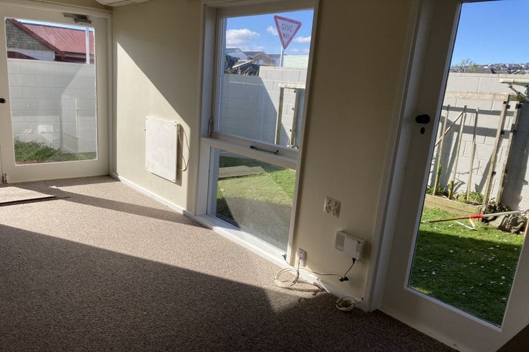 Photo of property in 33u1 Frankmoore Avenue, Johnsonville, Wellington, 6037