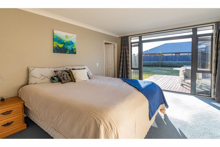 Photo of property in 16 Rembrandt Drive, Rolleston, 7614