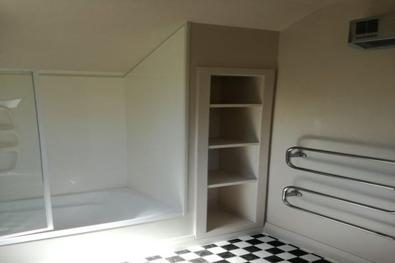 Photo of property in 40 Kaihuia Street, Northland, Wellington, 6012