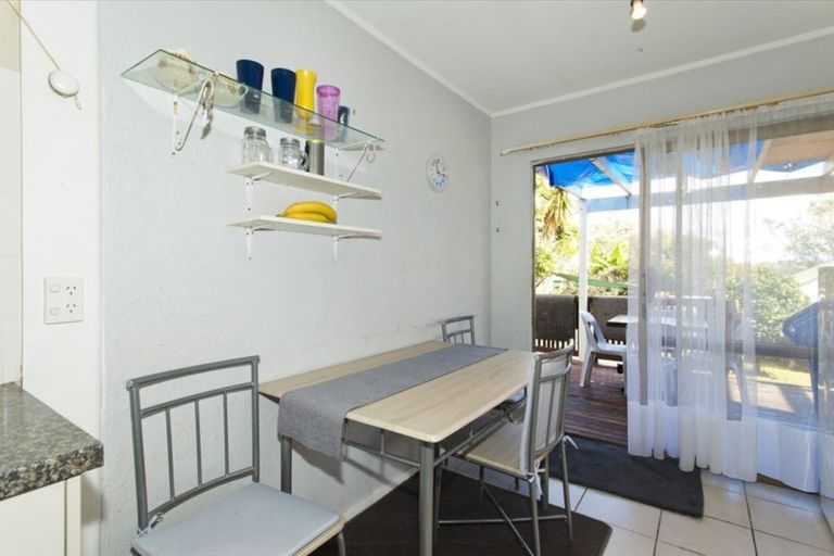 Photo of property in 306 Don Buck Road, Massey, Auckland, 0614