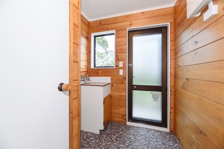 Photo of property in 57 Cliff View Drive, Green Bay, Auckland, 0604
