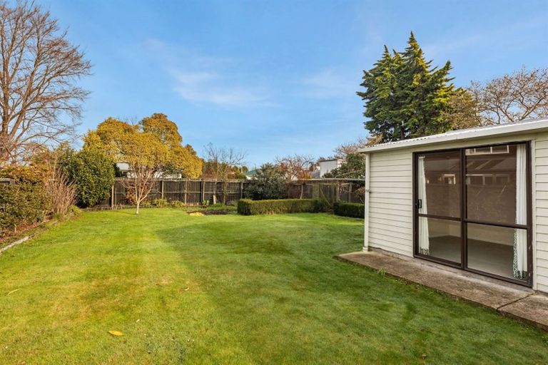 Photo of property in 27 Kenwyn Avenue, St Albans, Christchurch, 8052