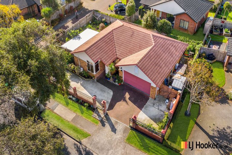 Photo of property in 41 Sheriff Place, Randwick Park, Auckland, 2105