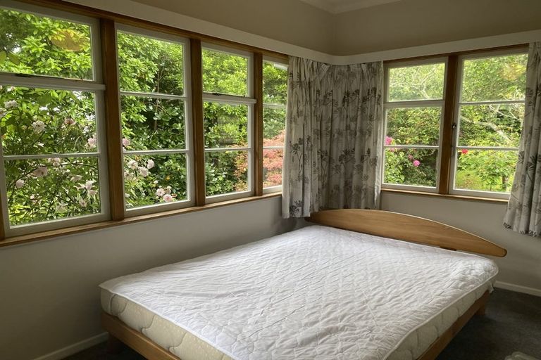 Photo of property in 5 Chesterton Street, Johnsonville, Wellington, 6037